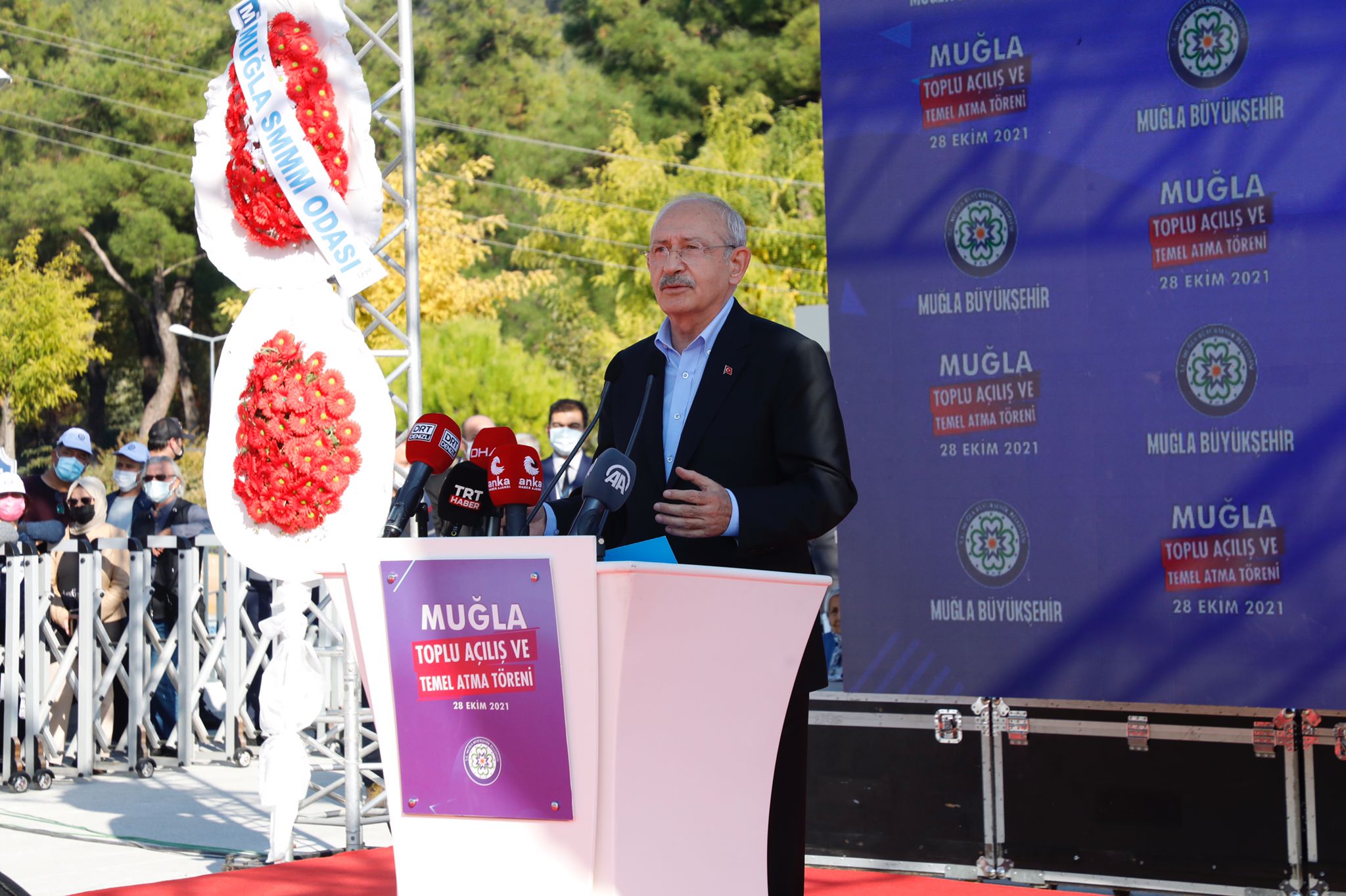 KILIÇDAROĞLU’NDAN SERT DIŞ POLİTİKA MANİFESTOSU: "DIŞ POLİTİKA TRİBÜNLERE OYNANACAK BİR ŞOV ALANI DEĞİLDİR!"
