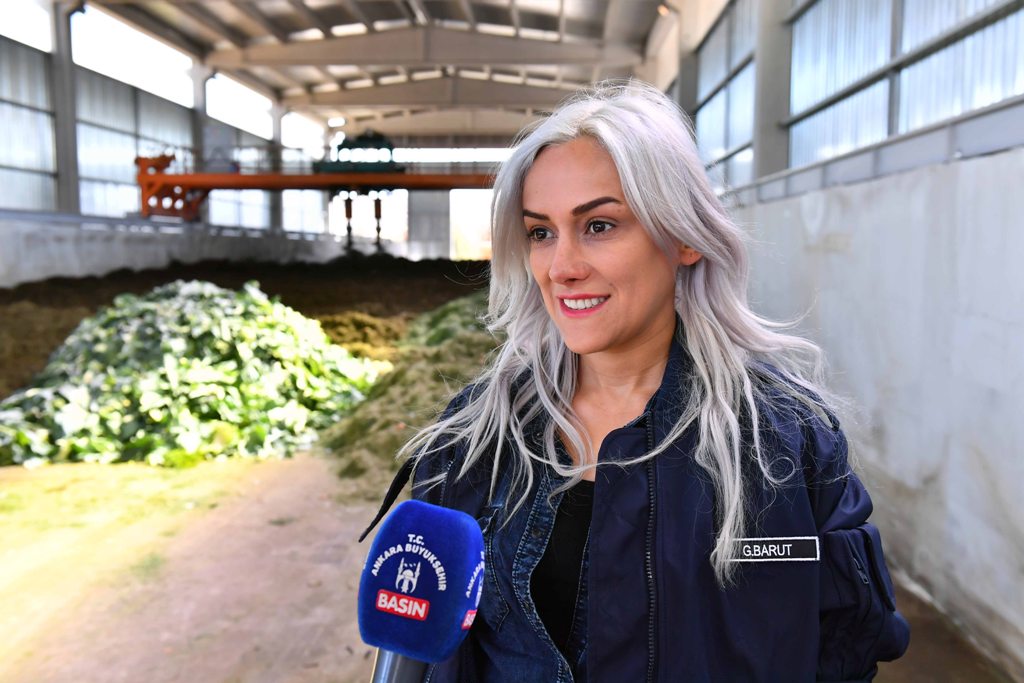 EKONOMİYE KATKI: BÜYÜKŞEHİR ATIK YAŞ SEBZE VE MEYVELERİ GÜBREYE DÖNÜŞTÜRÜYOR