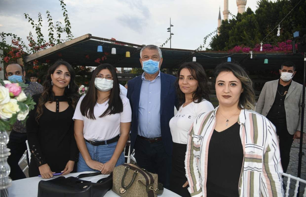 Başkan Zeydan Karalar’ dan Haluk Levent’e Onur Ödülü