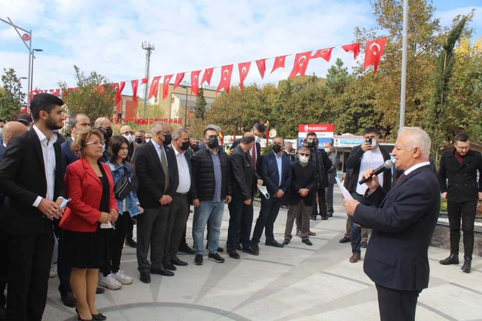 CHP’Lİ KIZILDAŞ 10 KASIM DOLAYSIYLA ATATÜRK’Ü ANDI