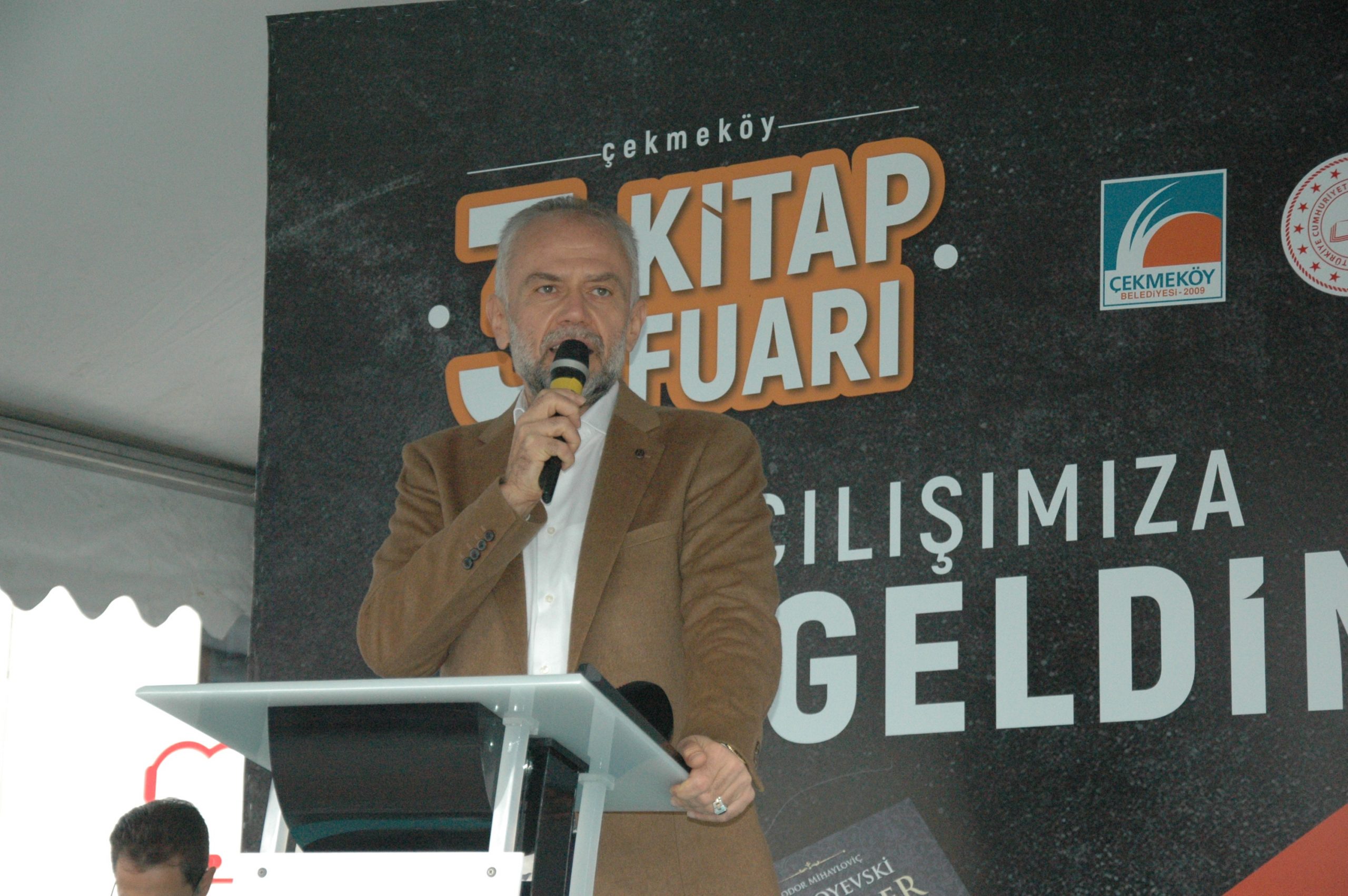 3. ÇEKMEKÖY KİTAP FUARI BAŞLADI