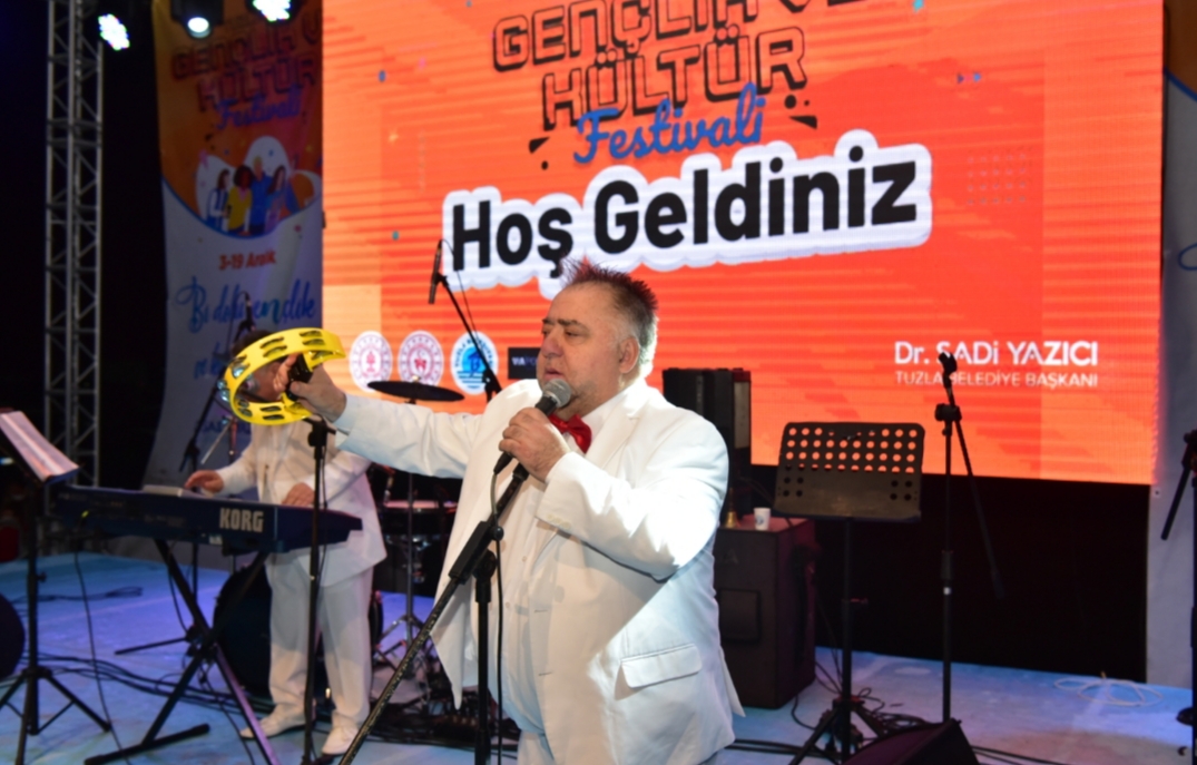 Tuzla’da Hababam Rüzgârı