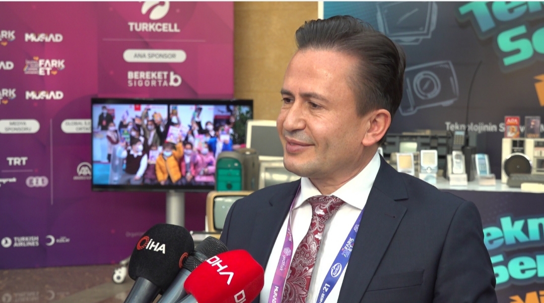 Tuzla Belediye Başkanı Dr. Şadi Yazıcı’nın yerli aşı TUKOVAK mutluluğu