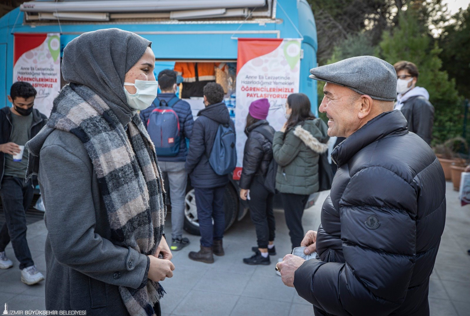 CHP’Lİ BAŞKAN SOYER, ÖĞRENCİLERLE BİRLİKTE YEMEK YEDİ