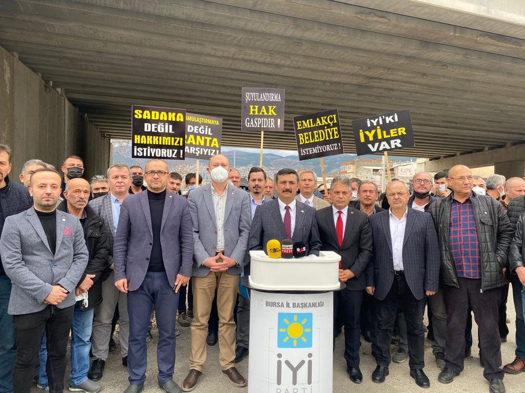 İYİ PARTİ BURSA İL BAŞKANI TÜRKOĞLU, BEŞYOL’DA VATANDAŞIN SABRI DOLDU TAŞTI!