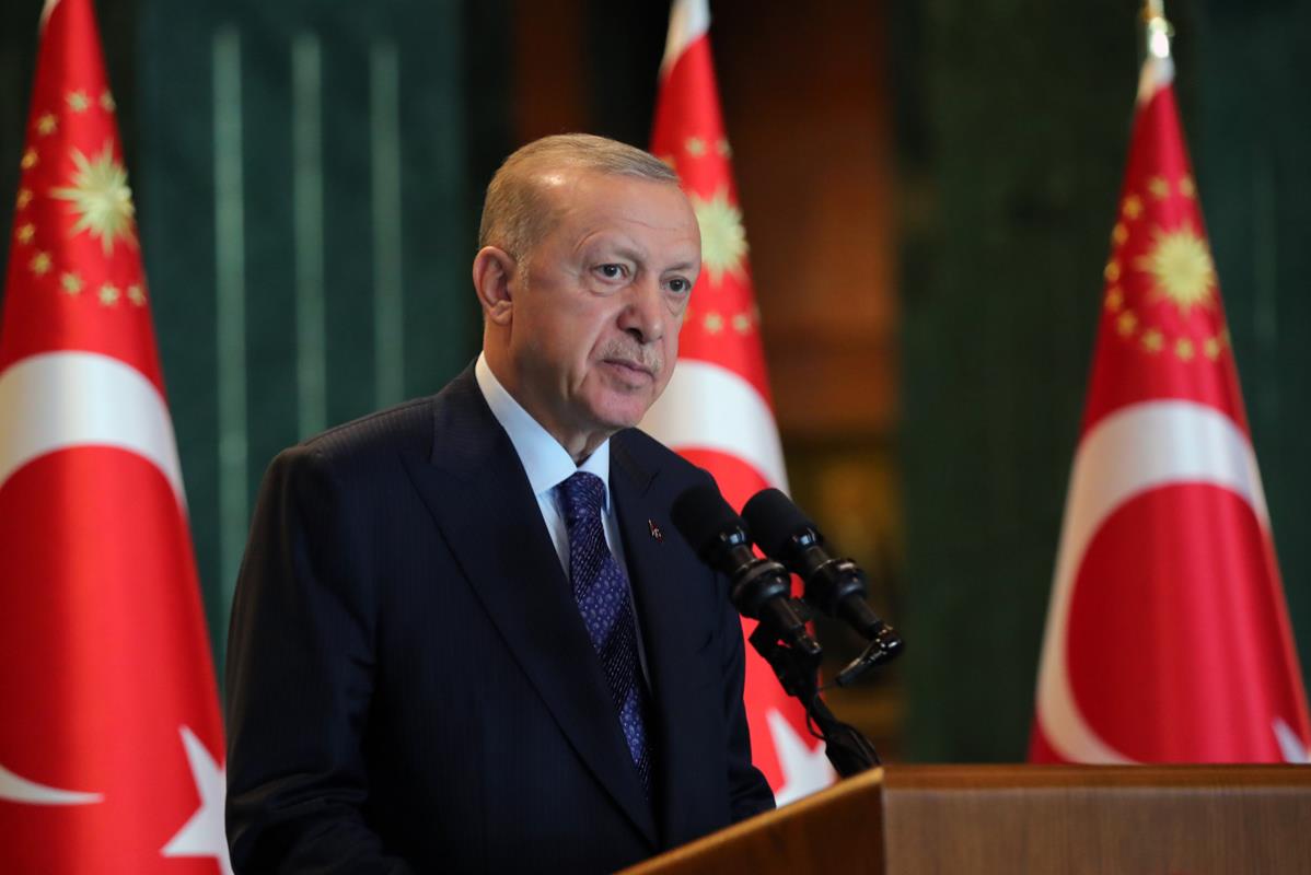 Başkan Erdoğan, “Din görevlilerine yönelik iftira kampanyaları moralinizi bozmasın”