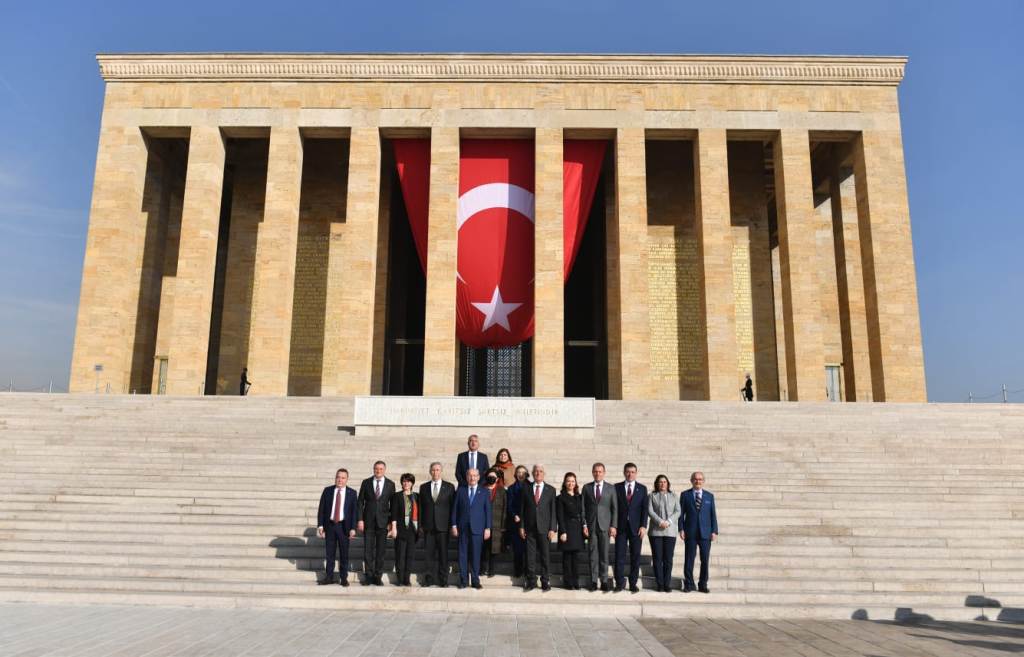 YAVAŞ: “ASILSIZ İTHAMLARIN KARŞISINDA TEK VÜCUT OLARAK YER ALMAYA DEVAM EDECEĞİZ”