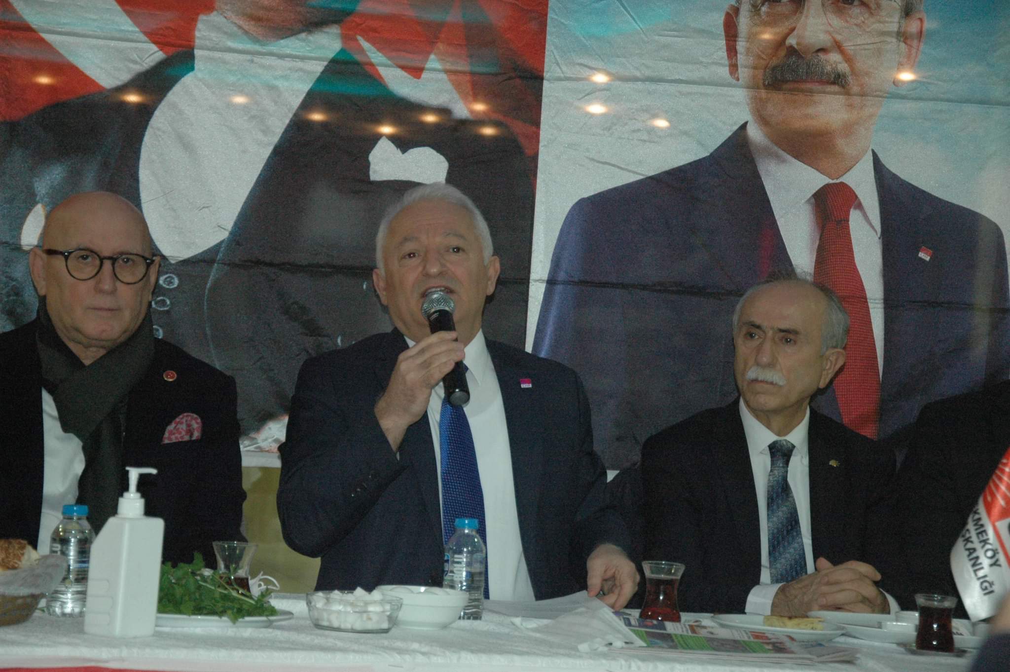 Çekmeköy CHP’den basın mensuplarına bilgilendirme toplantısı