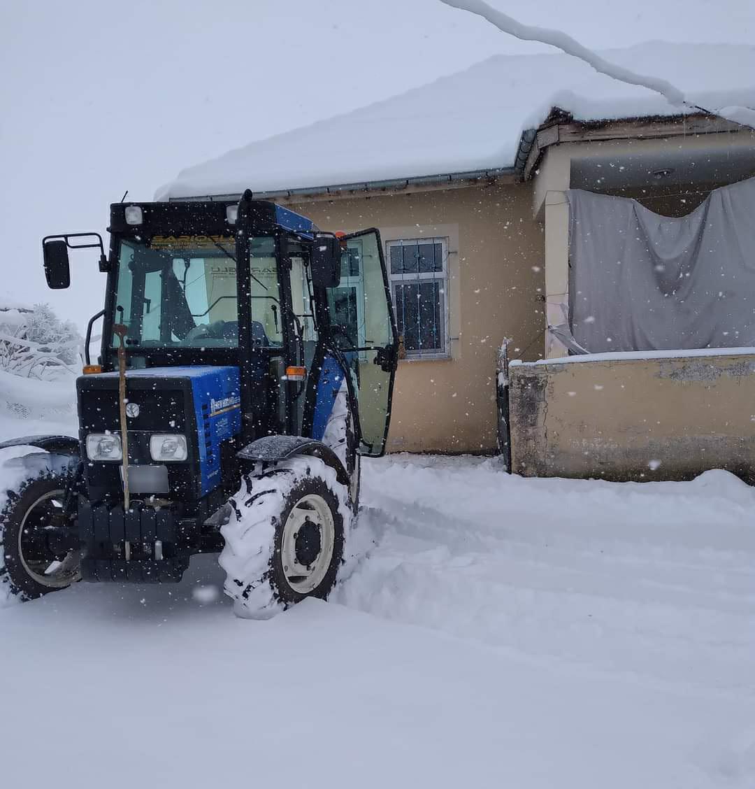 Zile’ye bağlı Şeyh Köyü’nde ilçeler arasındaki bağlantıları kesildi