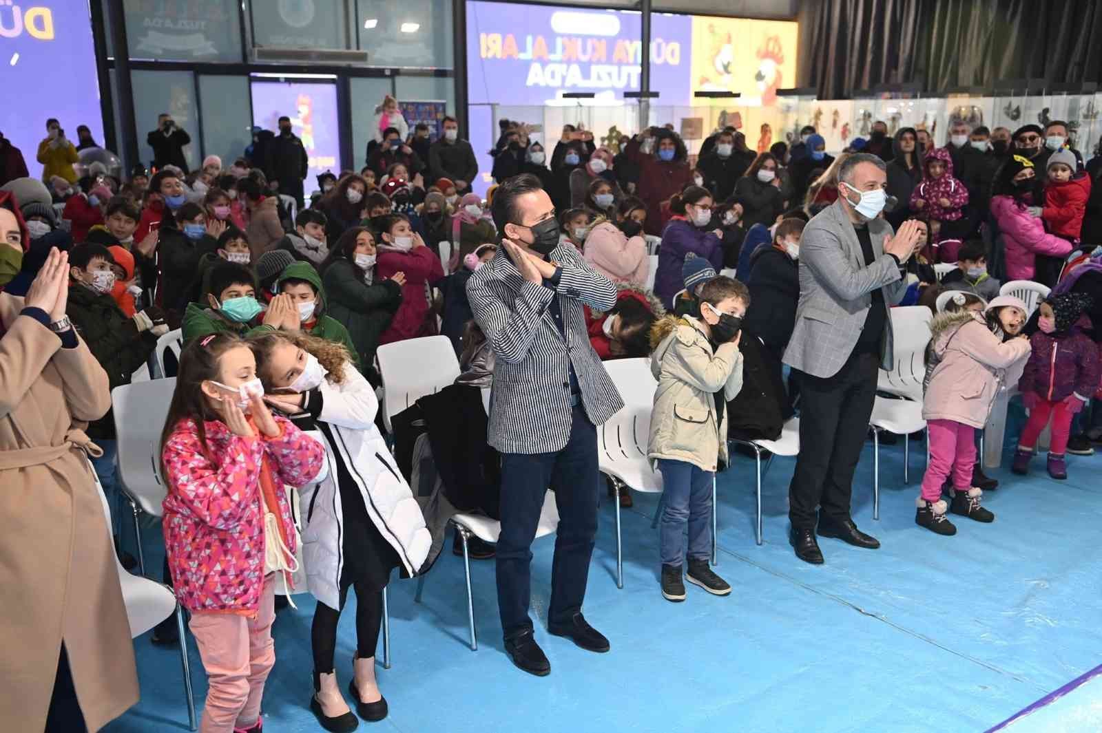 DÜNYA KUKLA FESTİVALİ TUZLA’DA BAŞLADI