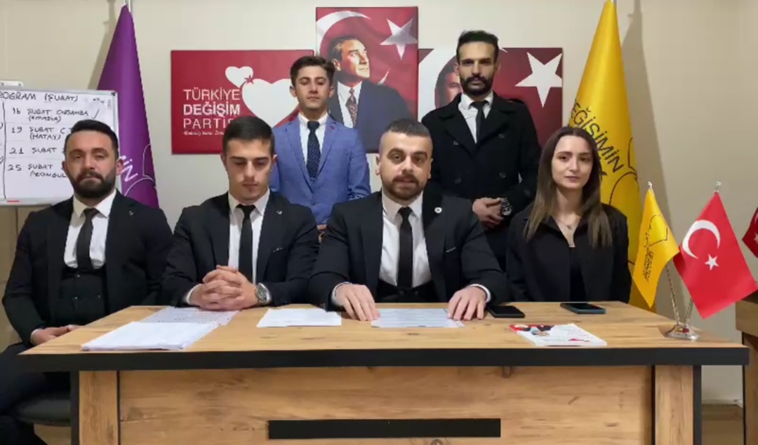 Değişimin Gençleri savaş çığırtkanlarına karşı, seslerini yükseltti