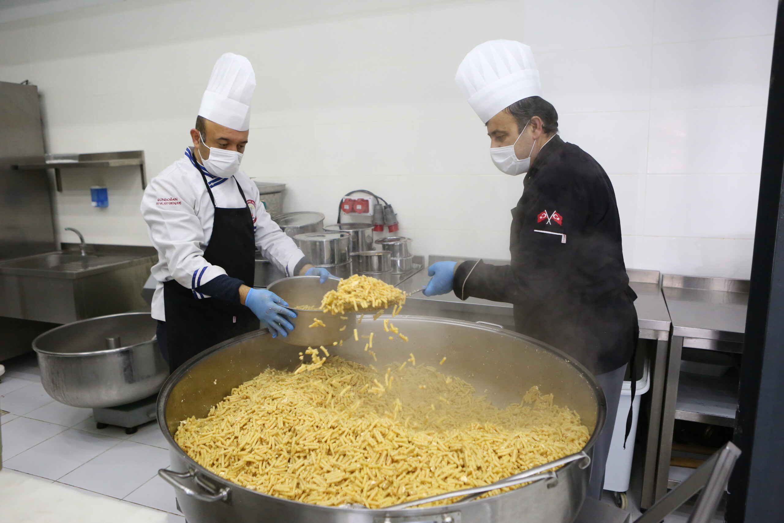 CHP’li Belediyeler halkının yanında