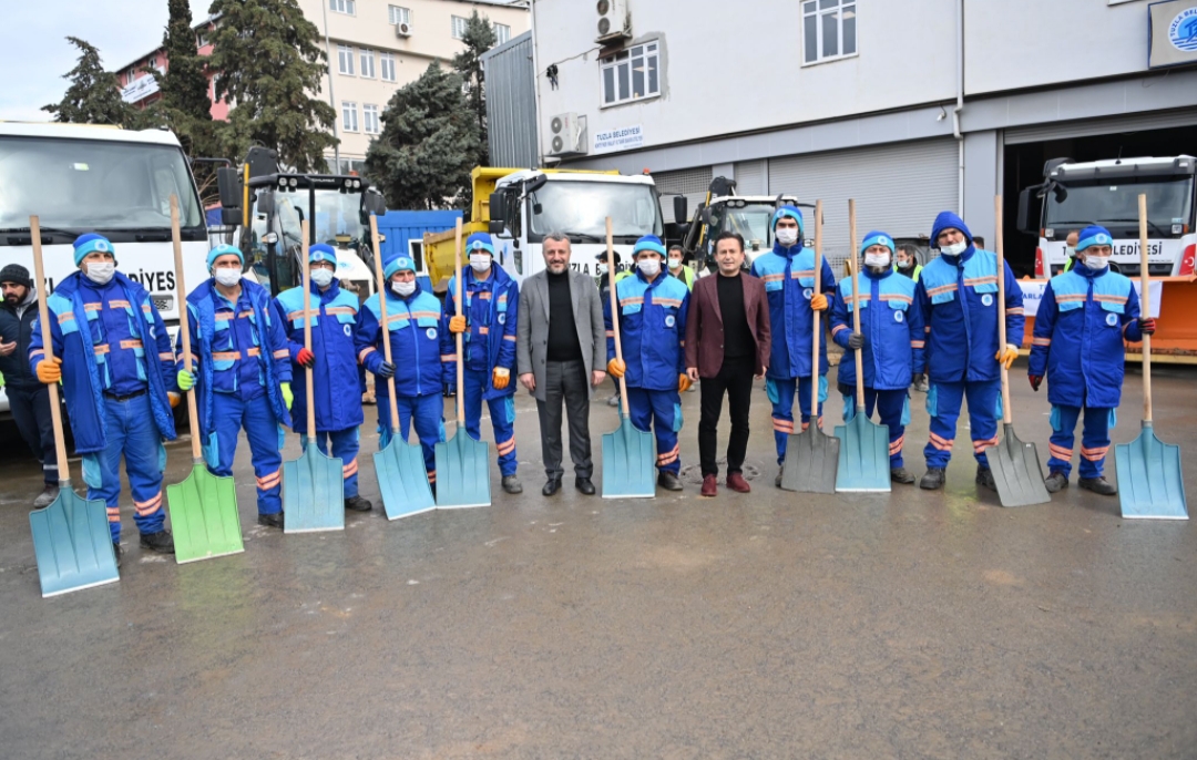 Karla mücadele’de Büyükşehirlere rakip Belediye