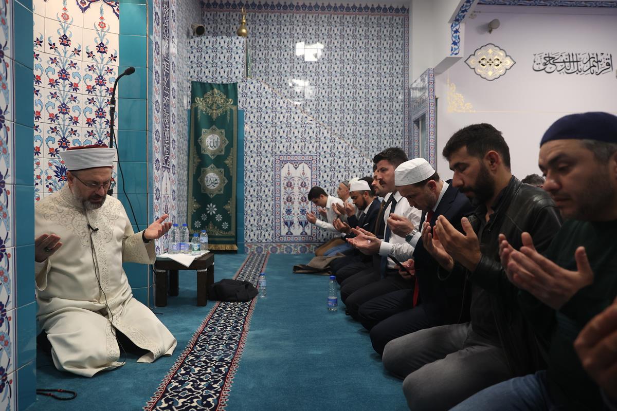 Diyanet İşleri Başkanı Erbaş, “Ramazan ayı bereket, rahmet, mağfiret ayıdır