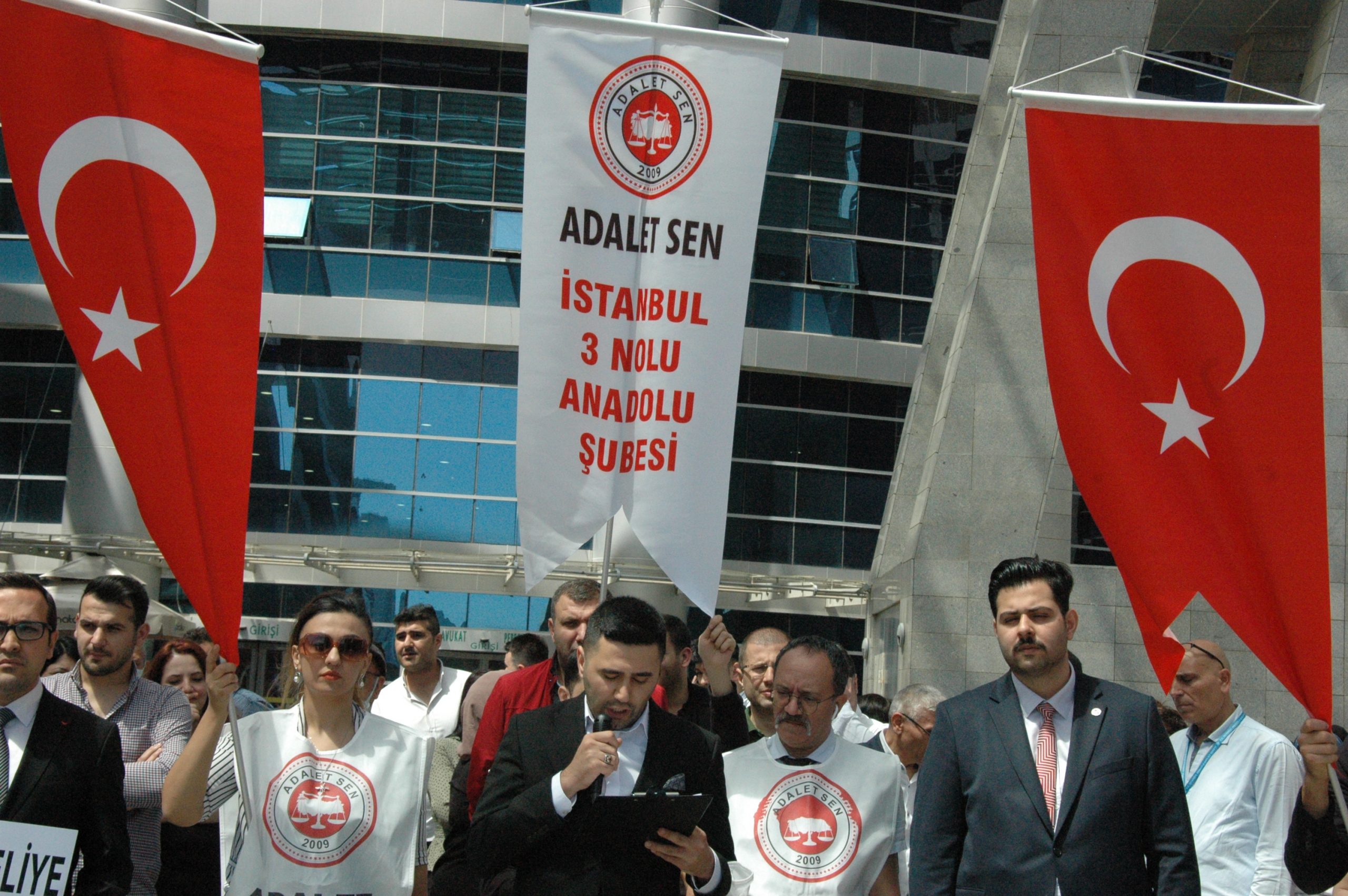 Adalet Sen 3.Nolu Şubesi, Adalet Bakanlığı personellerinin ayrıştırılmayarak 3600 ek göstergelerinin verilmesini talep etti