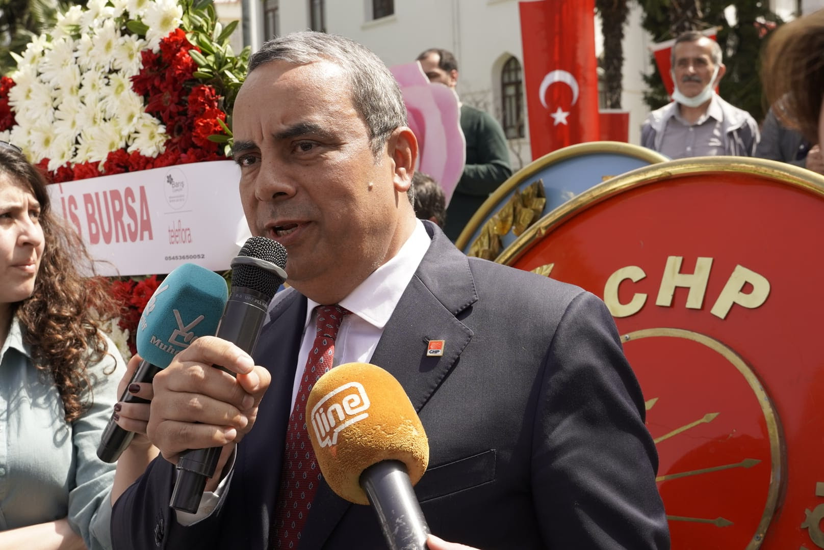 CHP’liler 23 Nisan Ulusal Egemenlik ve Çocuk Bayramını STK’larla beraber kutladı