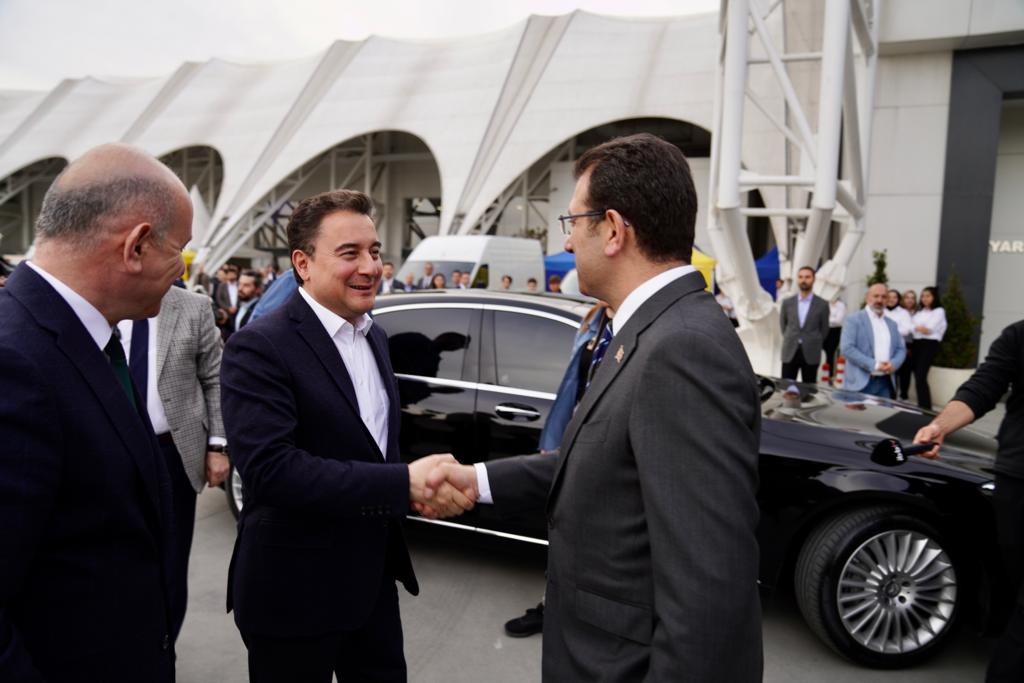 BABACAN: “TÜRKİYE, BÜYÜK BİR KARAR ANINA DOĞRU İLERLİYOR”