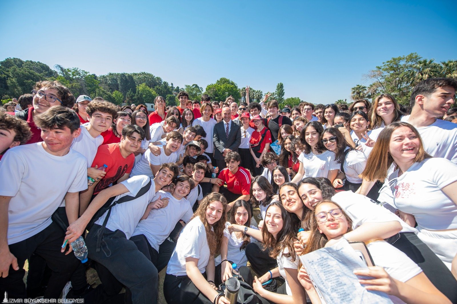 Başkan Soyer: “Bu memleketin size ihtiyacı var”