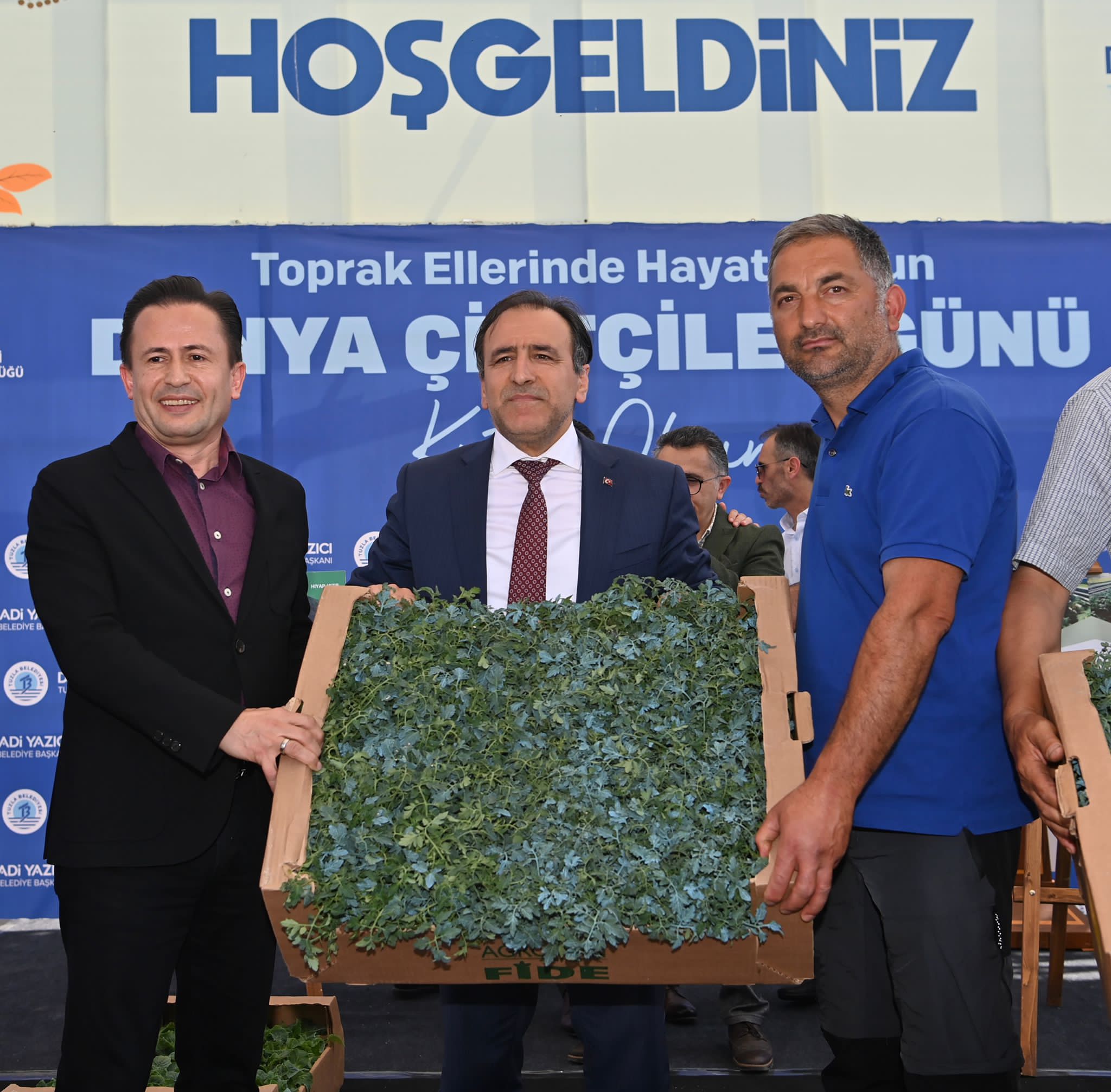 YERLİ VE MİLLİ FİDELER TUZLALI ÇİFTÇİLER İLE BULUŞTU