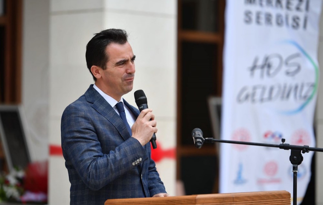 Sancaktepe Halk Eğitm Merkezi Yıl Sonu Karma Sergisi Açıldı