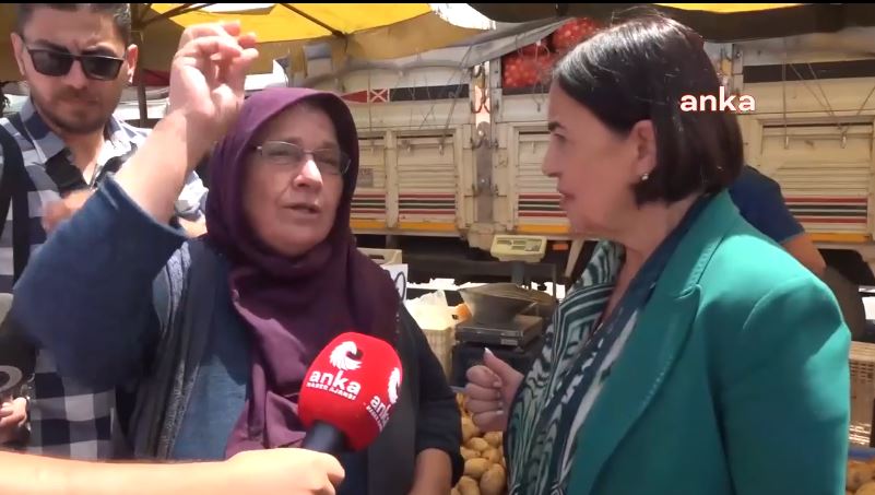 Aksaraylı yaşlı teyze ‘Aç yok’ diyorlar gelsinler ben göstereyim’