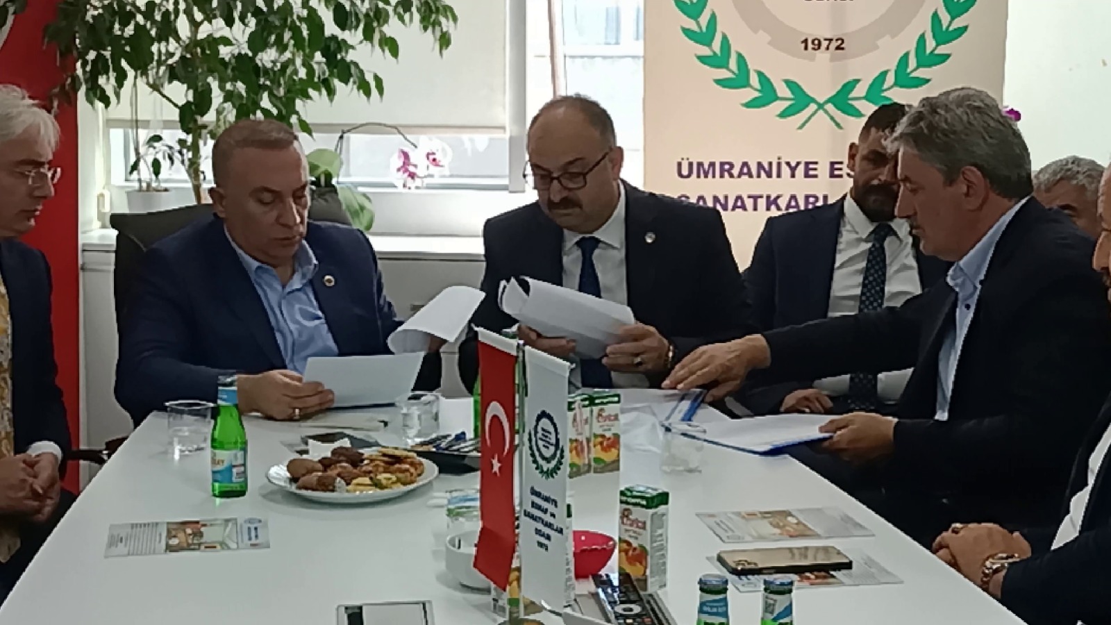 MHP Genel Başkan Yardımcısı İ.Ulvi Yönter: Ümraniye Esnaf ve Sanatkarlar Odasını ziyaret etti