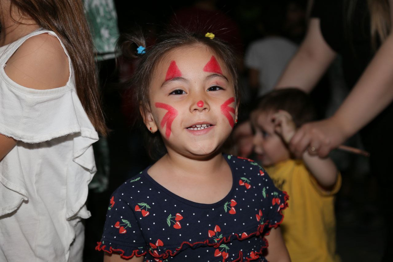 EDREMİT BELEDİYESİ’NDEN ÇOCUKLARA YAZ ŞENLİĞİ