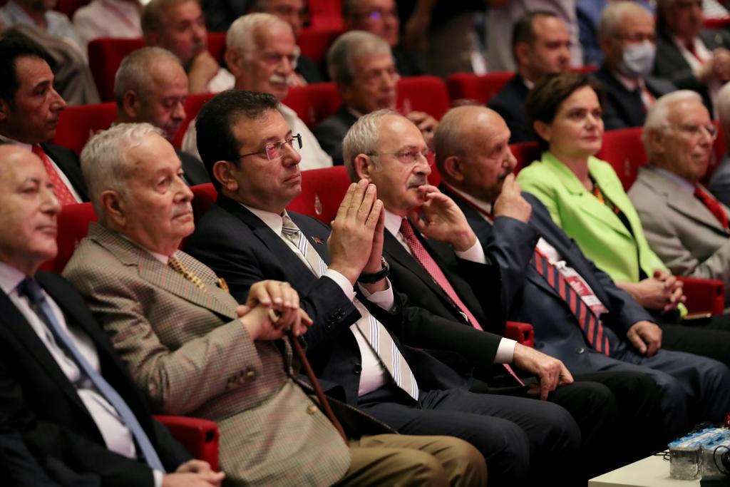 EFSANE BAŞKAN İMAMOĞLU: İBB, İSLAM COĞRAFYASININ EN BÜYÜK KENTİNİN BELEDİYESİDİR