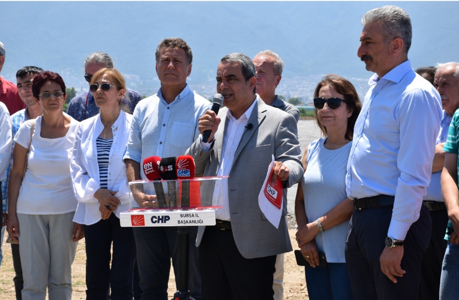 “AKP hayvancılığı bitirdi, Samanlı merasının 108 dönümüne beton döktü”