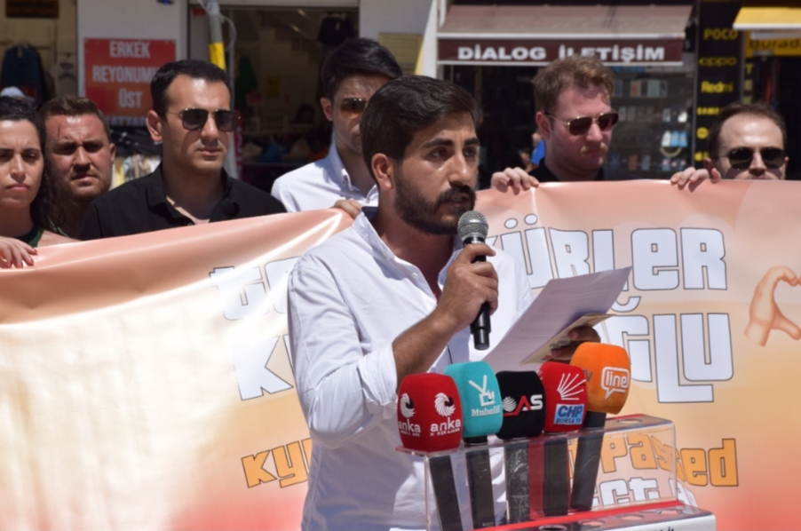 Gençler meydanlara çıkarak, CHP Genel Başkanı Kılıçdaroğlu’na teşekkür etti