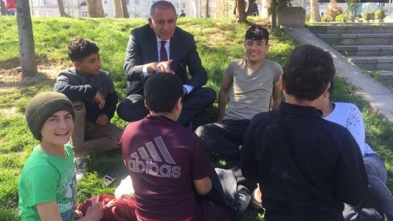 İstanbul milletvekili Tekin Kayıp Çocuklar Için Harekete Geçti