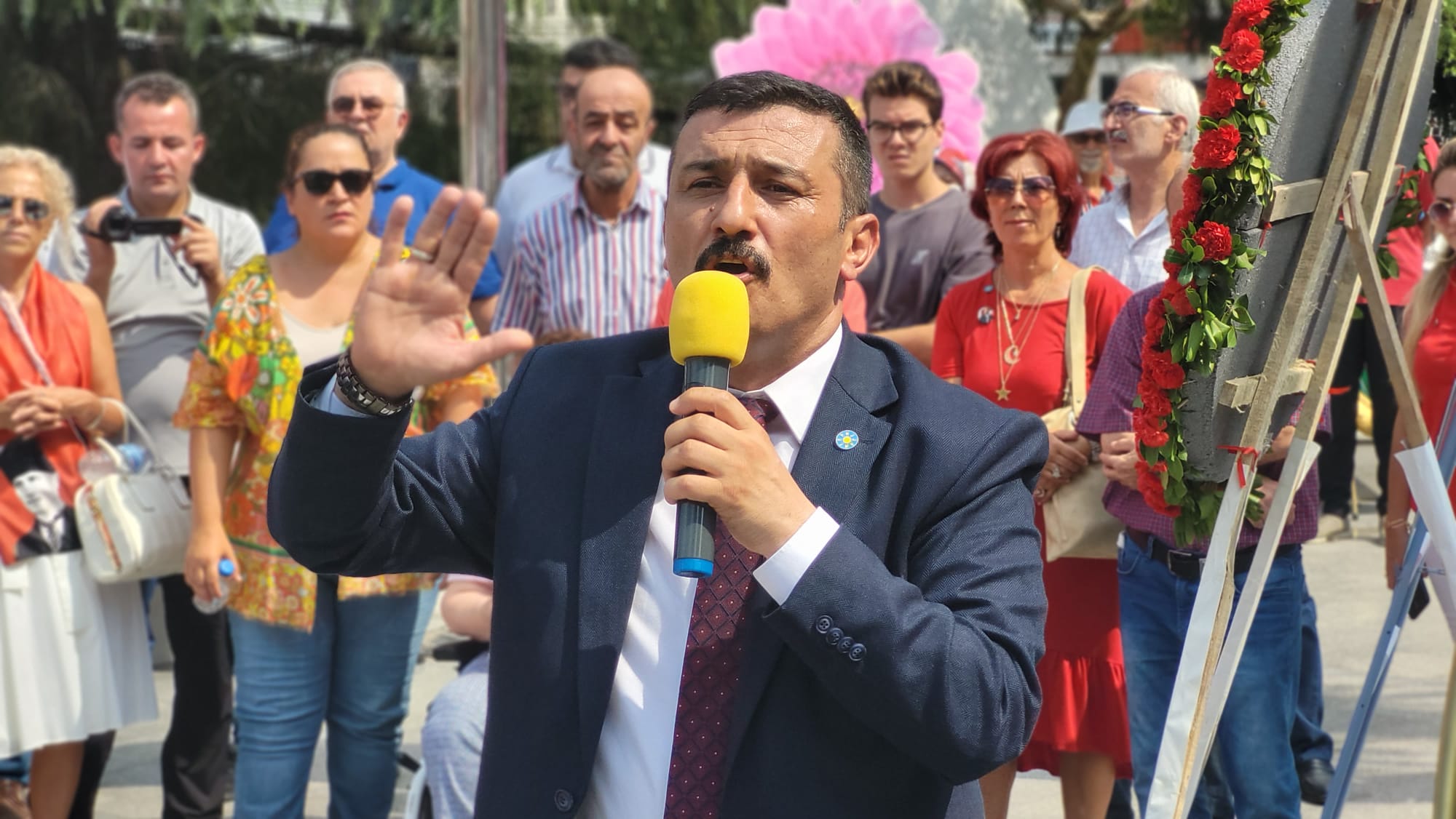 Bursa İYİ Parti ilçe Başkanı Türkoğlu “Meclis eski Başkanı Yunan ağzıyla konuşuyor!” dedi.