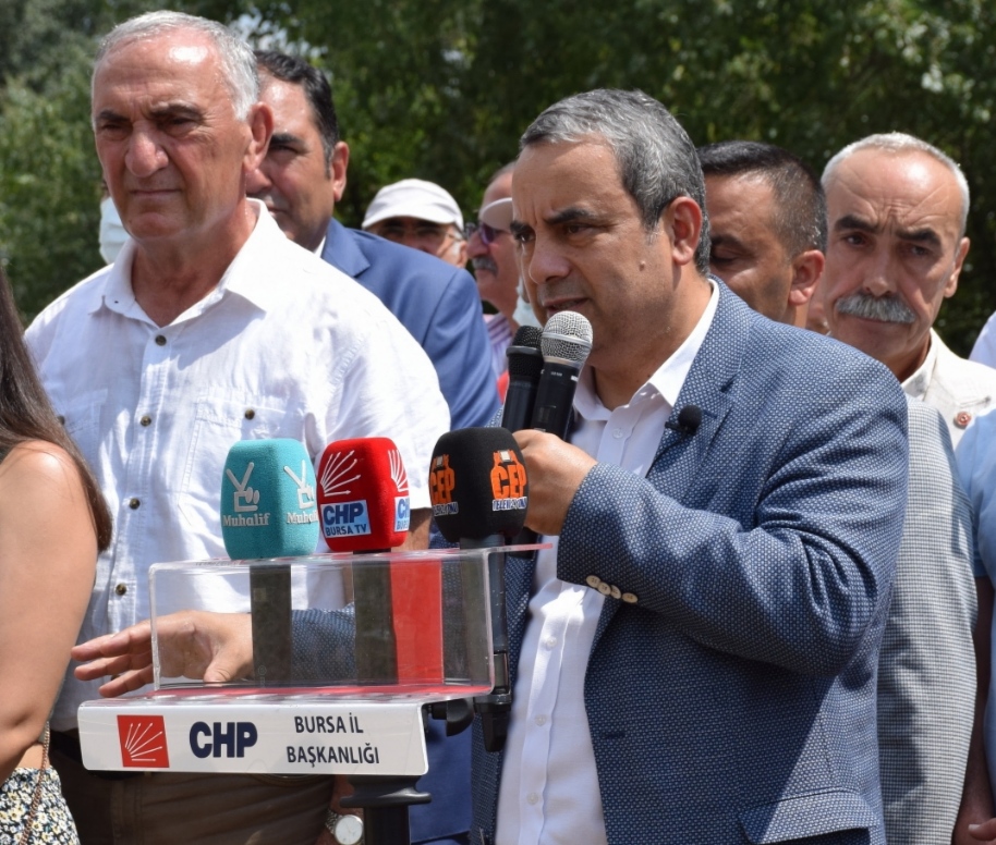 CHP’Lİ BAŞKAN KARACA “AKP İKTİDARI GİDERAYAK KUPON ARAZİ PEŞİNE DÜŞTÜ”