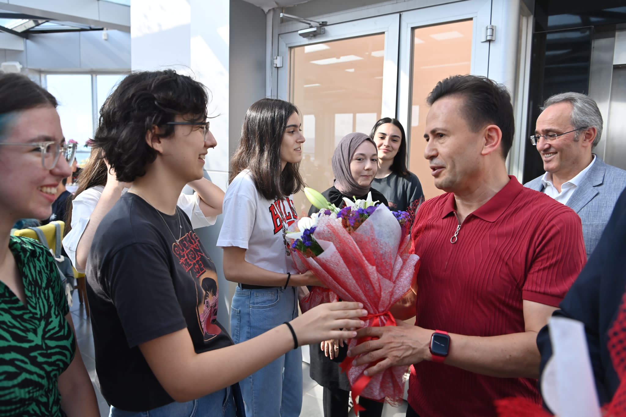 TUZLA’DA ÜNİVERSİTE TERCİH VE KARİYER BULUŞMASI DÜZENLENDİ