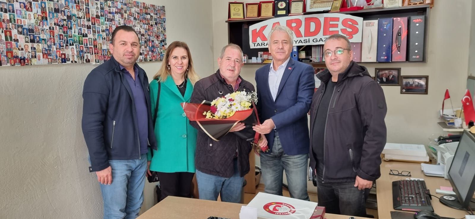 Başkan Güney Salı günleri kurulan üretici pazarını ziyaret etti.