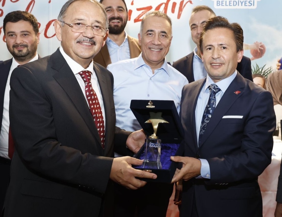 İYİLİK ŞAMPİYONASI’NA TAM BANA GÖRE GENÇLİK FESTİVALİ’NDEN ÖDÜL