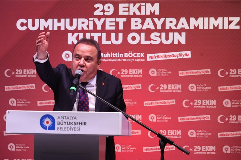 Antalya Fener Alayı İle Aydınlandı