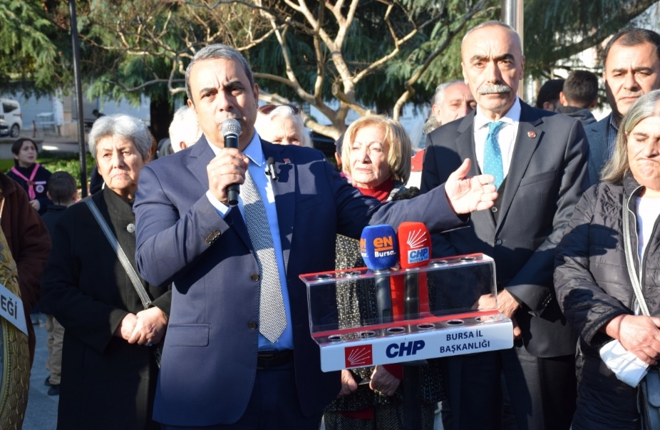 CHP BURSA İL ÖRGÜTÜ ATA’NIN HUZURUNDAYDI