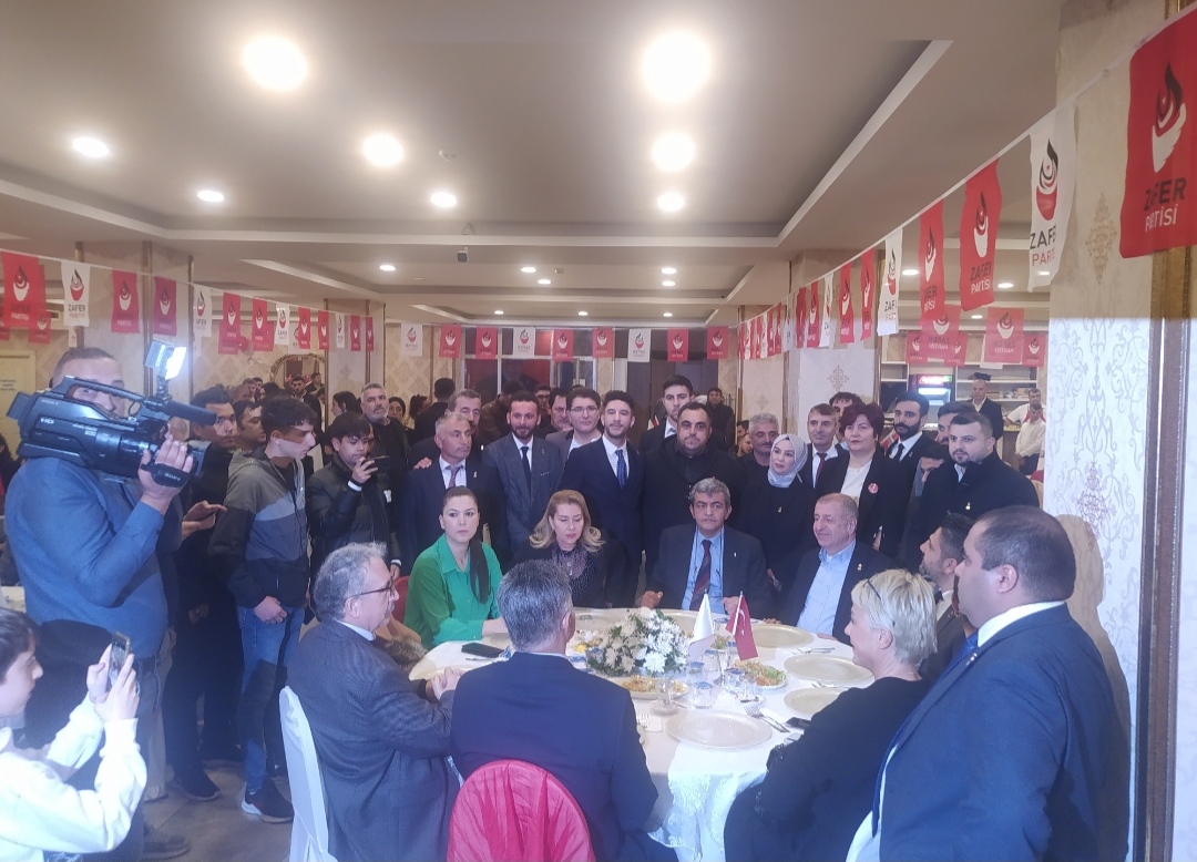 Zafer Partisi Genel Başkanı Özdağ: Ana muhalefet Partisi CHP’ye Çakma dedi