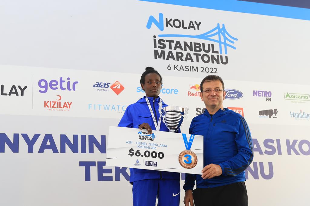 Asya’dan Avrupa’ya eşsiz bir İstanbul maratonu renkli görüntülere sahne oldu
