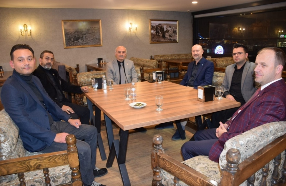 6’LI MASA OSMANGAZİ İLÇE BAŞKANLARI BULUŞTU