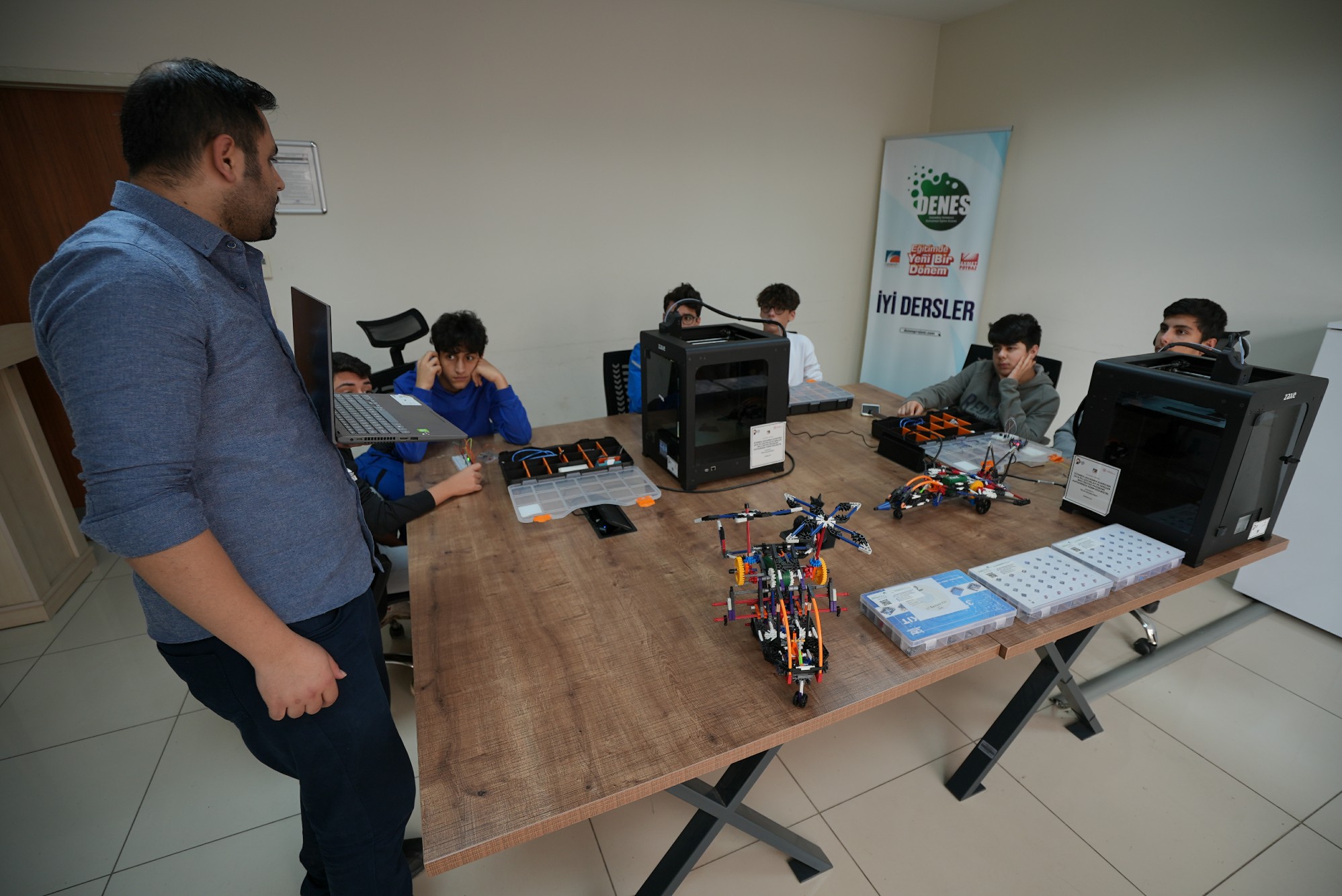 ÇEKMEKÖY’DE DENES KURSLARINDA EĞİTİMLER DEVAM EDİYOR