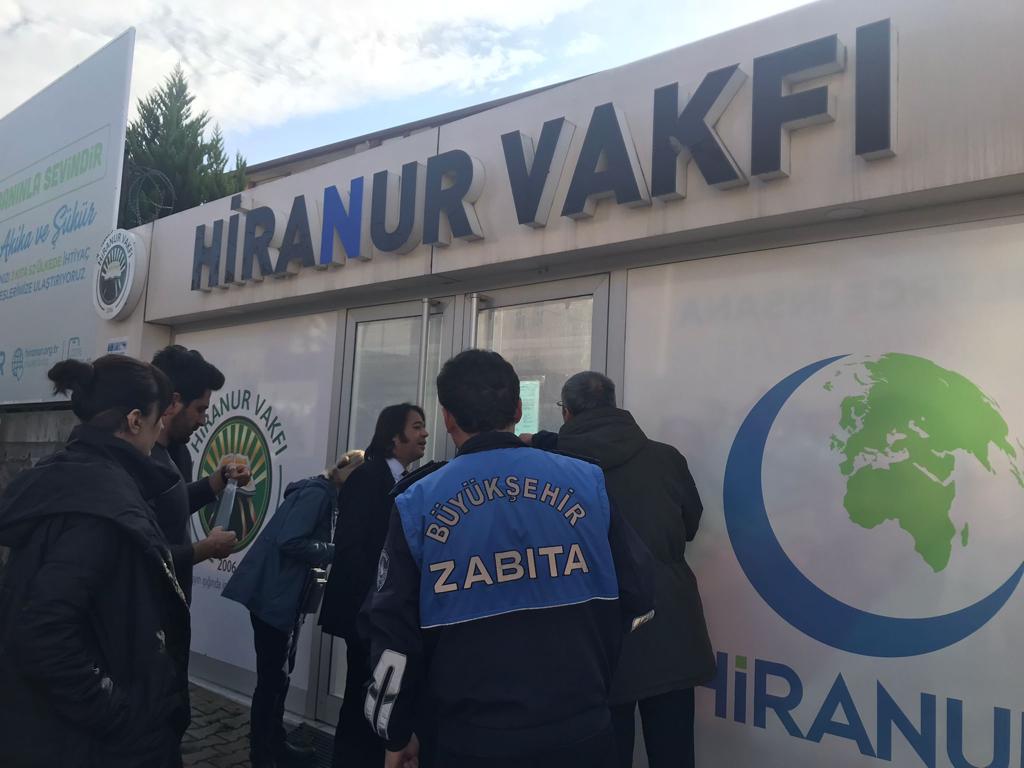 İBB HİRANUR VAKFI’NIN KAÇAK YAPISINI MÜHÜRLENDİ