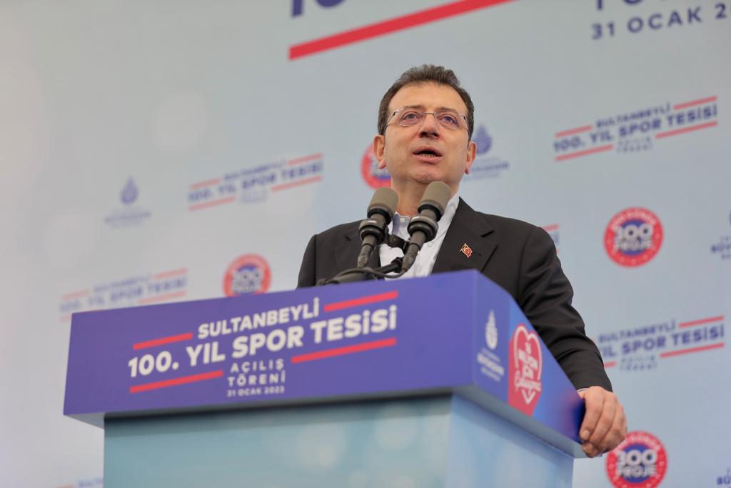 BAŞKAN İMAMOĞLU, CUMHURİYET’TE YÖNETİCİLER HADLERİNİ BİLİRLER VE VATANDAŞLARINA SAYGIDA KUSUR ETMEZLER