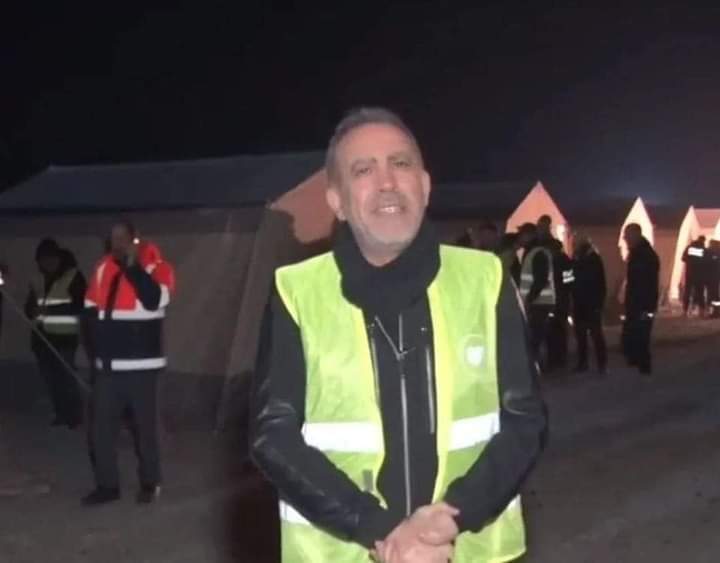 Haluk Levent Kimdir ?