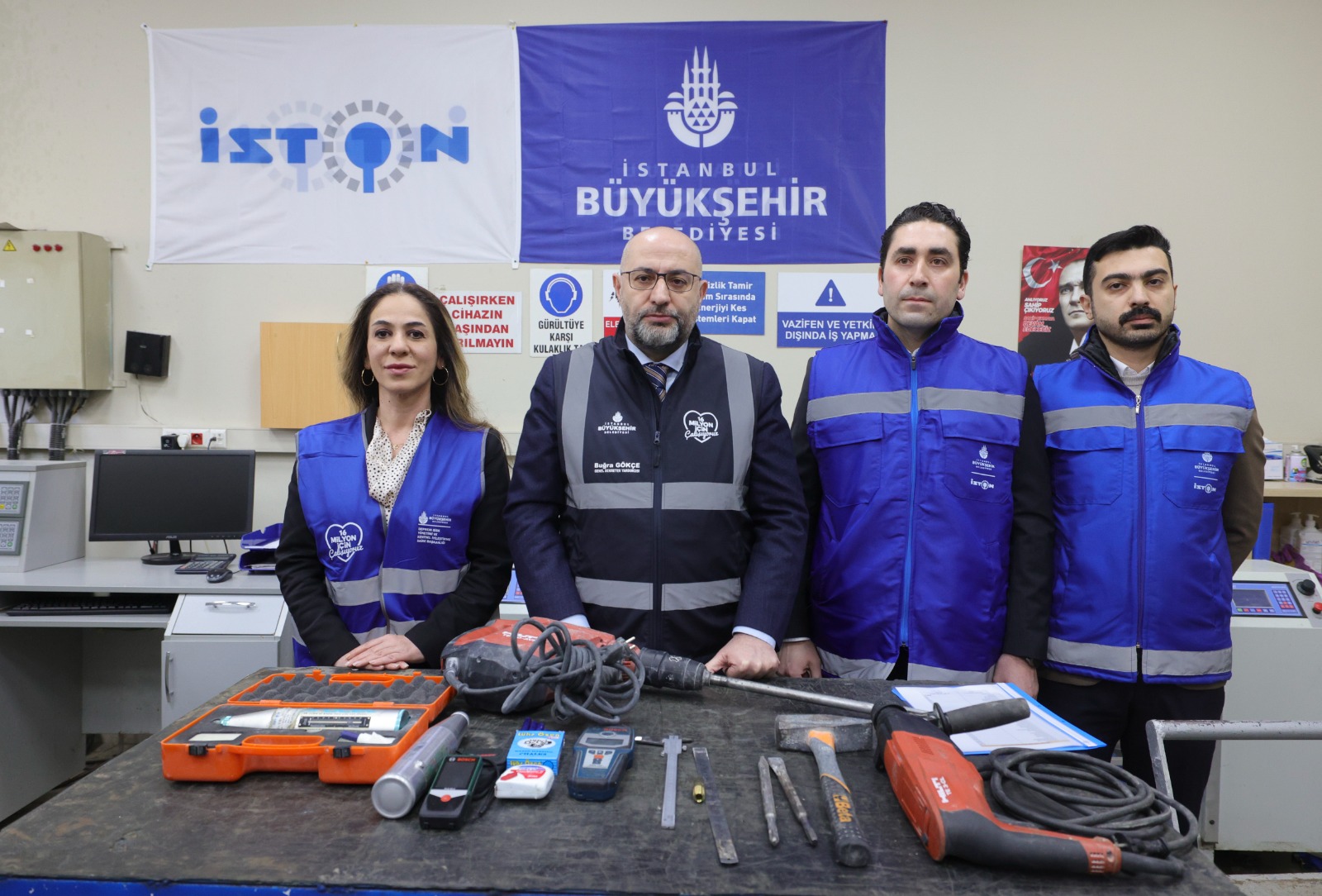 İstanbul Büyükşehir Belediyesi (İBB) uzmanları ile ücretsiz hızlı tarama metoduyla hasar tespiti yapıyor.