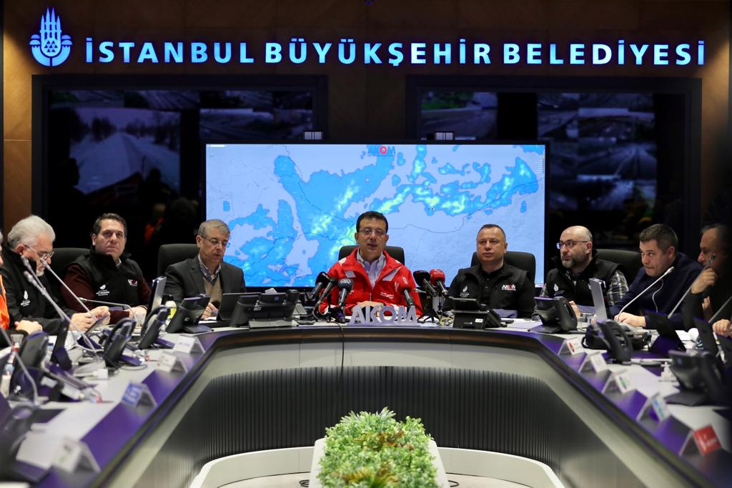 İstanbul’da Fırtına Başladı, İBB Başkanı Ekrem İmamoğlu görev başında