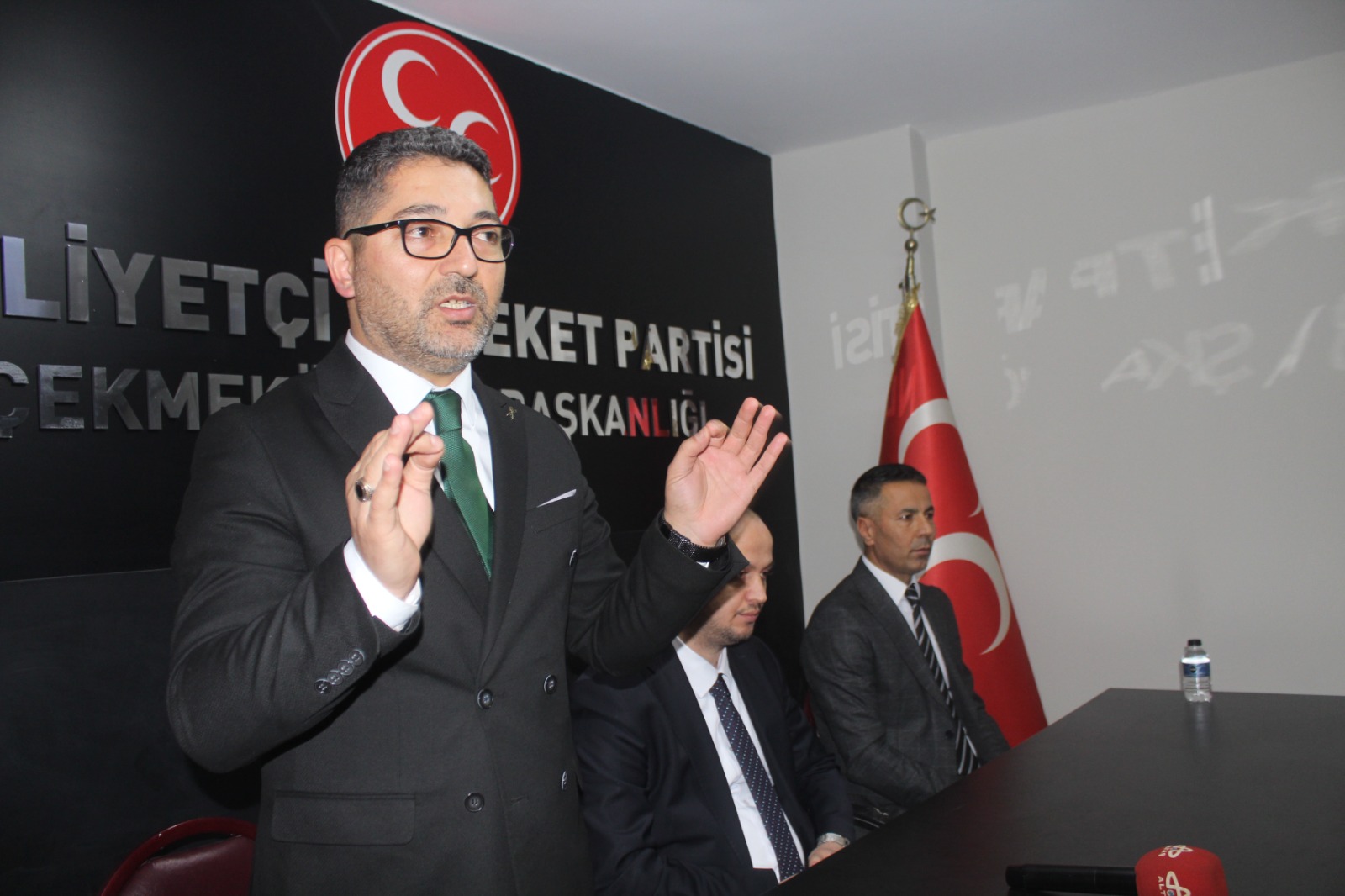 ÇEKMEKÖY’LÜ GENÇ İŞADAMI SEDAT ERDEM, MHP’DEN MİLLETVEKİLİ ADAYI OLDU