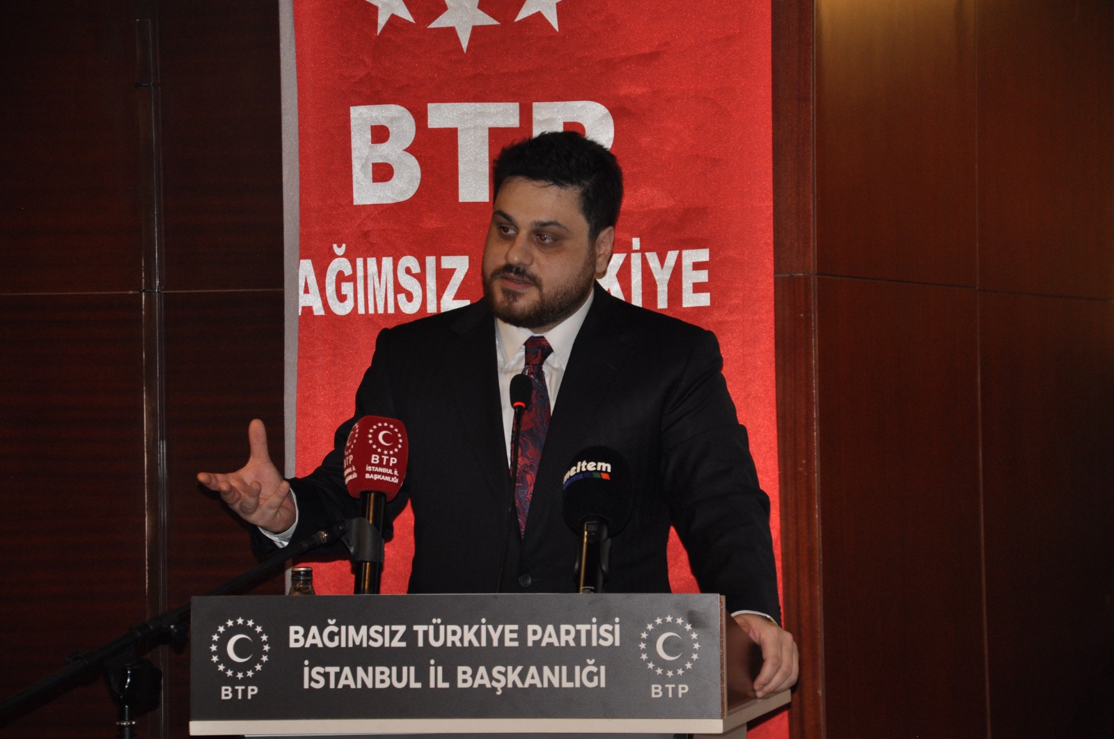 BTP lideri Hüseyin Baş, “Komşulara bir gece ansızın gelebiliriz diyenler 3 günde Hatay’a inemedi”