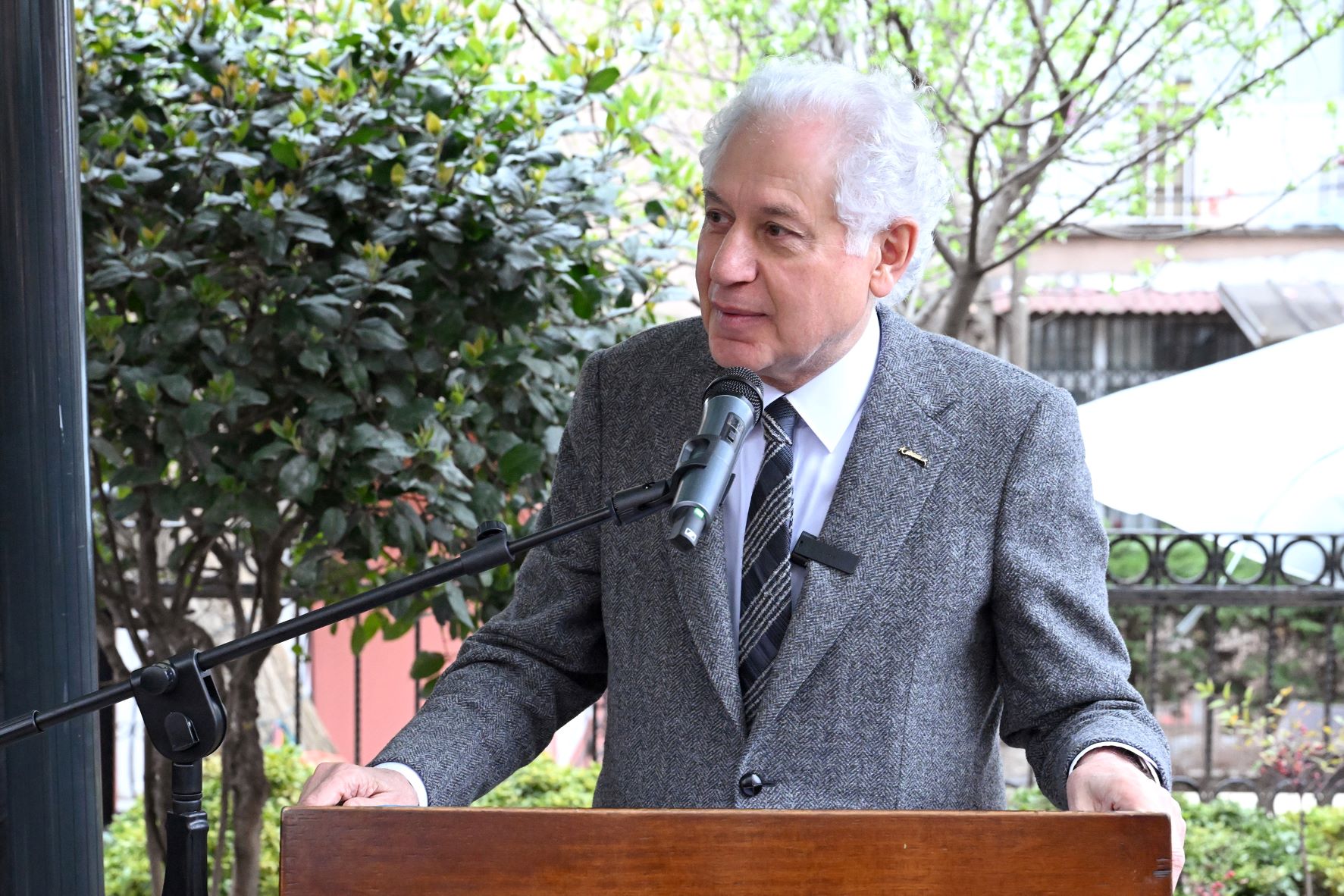 ŞİŞLİ’DE YAŞLI OLMAK BİR AYRICALIK